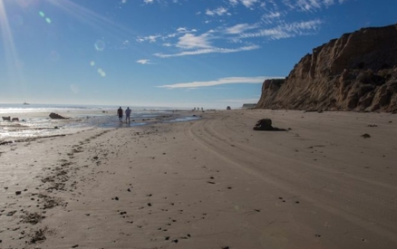 Couple walking on Shoreline Park in Santa Barbara